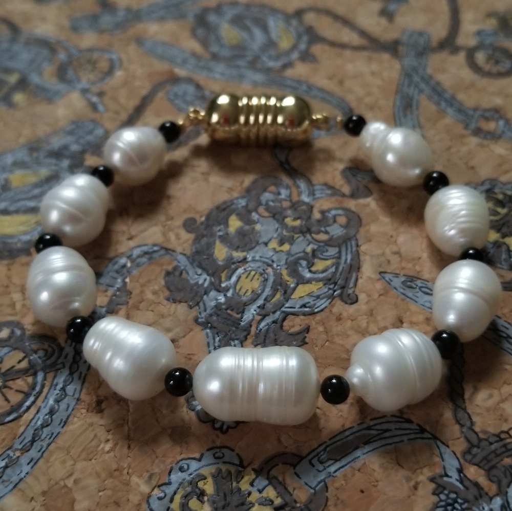 Genuine Pearl Bracelet